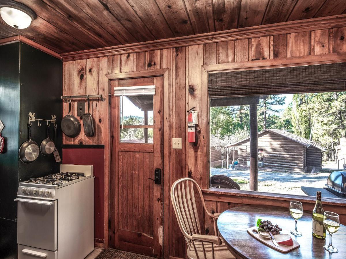 Apache Village 6, King Studio With Sleeper Sofa, Sleeps 3 رويدوسو، نيومكسيكو المظهر الخارجي الصورة